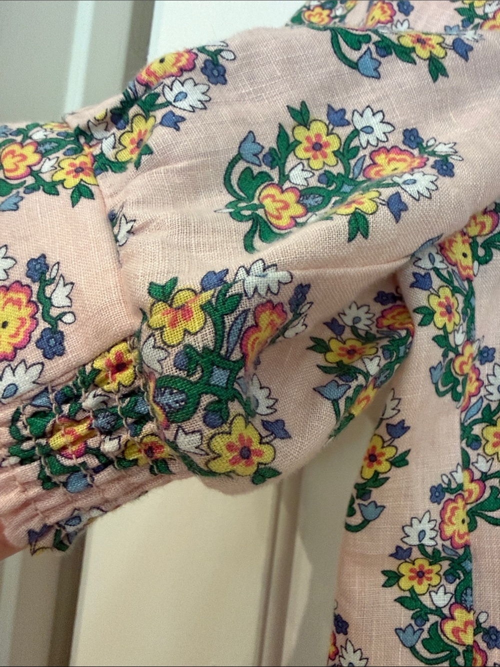 Boden Pink Floral 100% Linen Button-Front Peasant Blouse - Picture 4 of 10